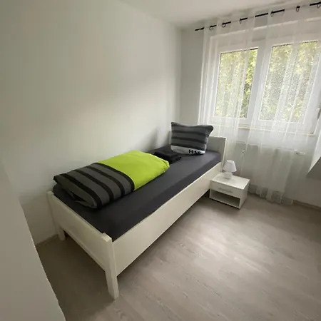Goldstadt Apartment *